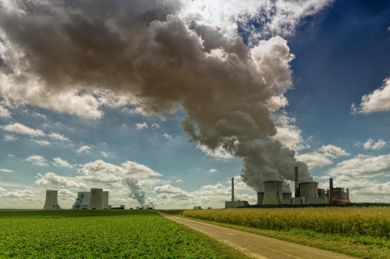 Site industriel classé, installations et cheminées